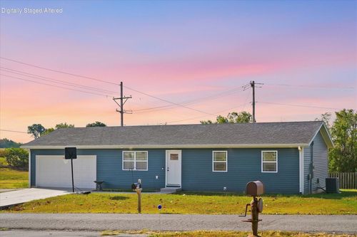 401 W Adamson St, Miller, MO, 65707-9213 | Card Image