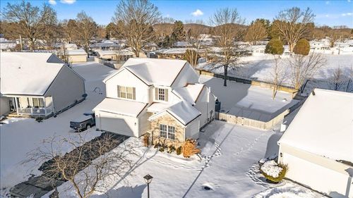 1636 E Turkey Run Dr, Newark, OH, 43055-9261 | Card Image