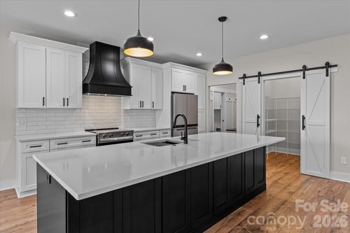 1500 Crowders Creek Rd, Gastonia, NC, 28052-9431 | Card Image