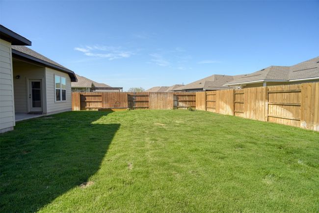 Plenty of room to run and play or bask in the sun. | Image 34
