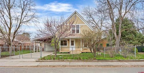 324 Oak Ave, Paonia, CO, 81428-5067 | Card Image