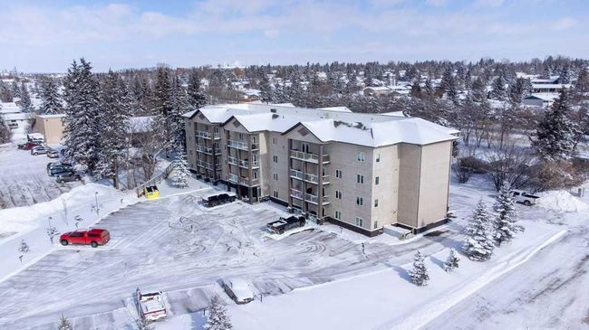 201 - 5205 Woodland Road, Home with 2 bedrooms, 1 bathrooms and 1 parking in Innisfail AB | Image 25