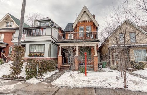 4-299 Pacific Avenue, Toronto, ON, M6P2P8 | Card Image