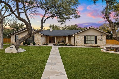 701 W Esparada Dr, Georgetown, TX, 78628-1346 | Card Image