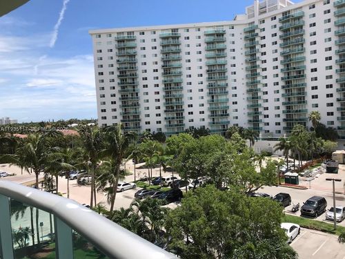 apt-502-19390 Collins Ave, Sunny Isles Beach, FL, 33160-2263 | Card Image