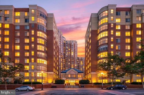 302e-3835 9th St N, ARLINGTON, VA, 22203-5803 | Card Image