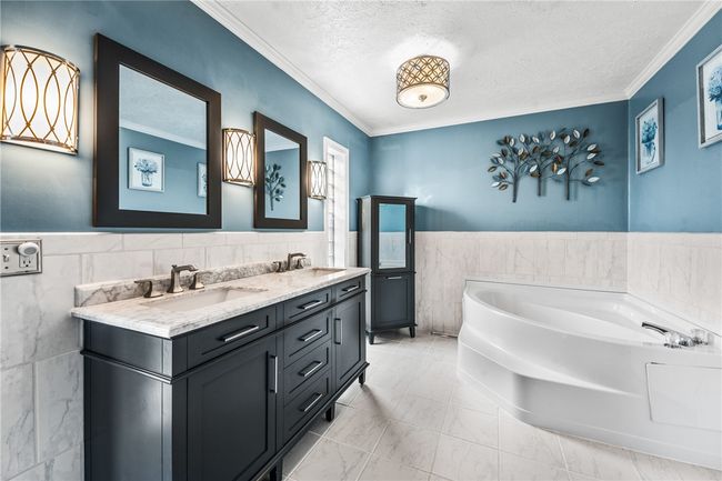 100 Rohrer Ln, House other with 3 bedrooms, 2 bathrooms and 2 parking in Mars PA | Image 16