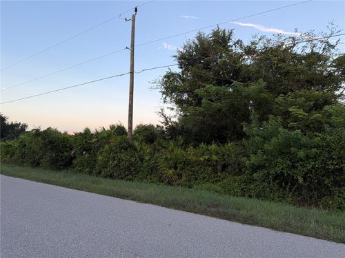 109 Sunflower St, Punta Gorda, FL, 33982-8461 | Card Image