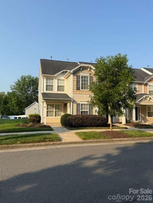10541 Trolley Run Dr, Cornelius, NC, 28031-8301 | Card Image