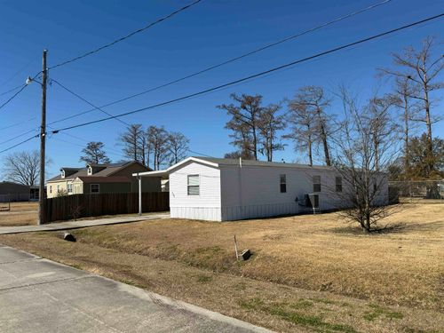 330 Grace St, Houma, LA, 70360-2225 | Card Image