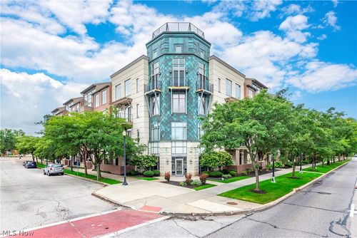 410-16800 Van Aken Blvd, Shaker Heights, OH, 44120-3658 | Card Image