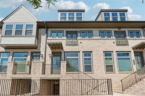 3924 Danube Ln, Atlanta, GA, 30339-2321 | Card Image