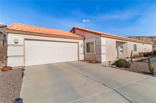 2488 Sonoma Rd, Bullhead City, AZ, 86442-8461 | Card Image