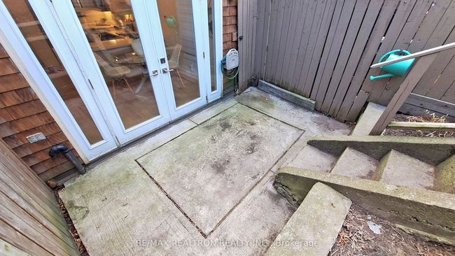 92 Walpole Ave, House attached with 2 bedrooms, 1 bathrooms and null parking in Toronto ON | Image 34