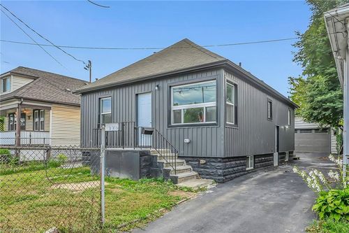 220 Grenfell St, Hamilton, ON, L8H3J7 | Card Image