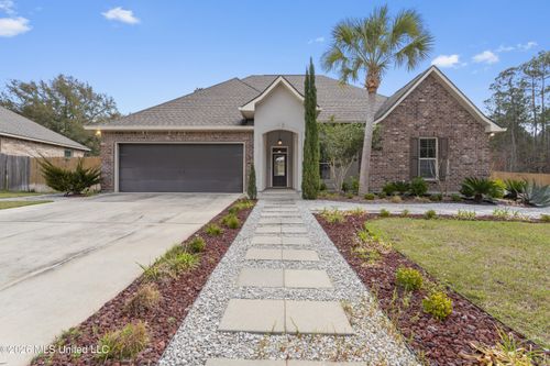 7444 Saints Cir, Ocean Springs, MS, 39564-9356 | Card Image