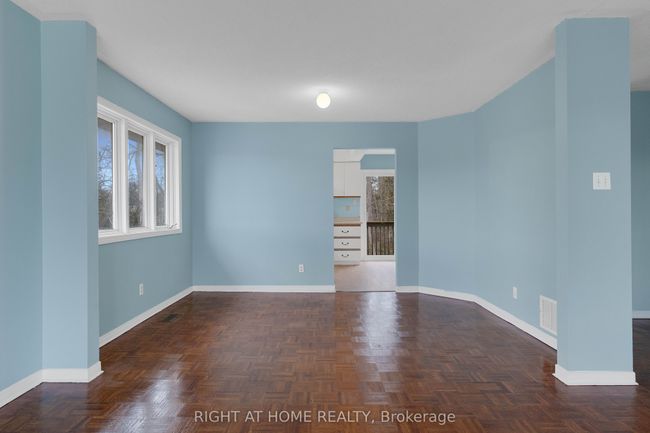 138 45th St N, House other with 4 bedrooms, 3 bathrooms and 8 parking in Wasaga Beach ON | Image 4