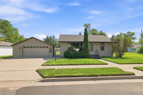 330 19th St N, WISCONSIN RAPIDS, WI, 54494-3739 | Card Image