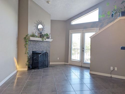 apt-1027-10855 Meadowglen Ln, Houston, TX, 77042-4071 | Card Image