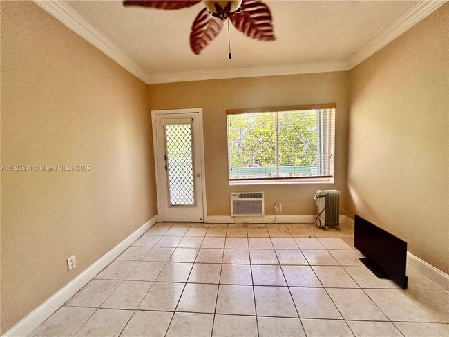 APT-17 - 6490 Collins Ave, Condo with 0 bedrooms, 1 bathrooms and null parking in Miami Beach FL | Image 7