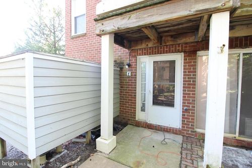 3150 Anchorway Ct, FALLS CHURCH, VA, 22042-7550 | Card Image