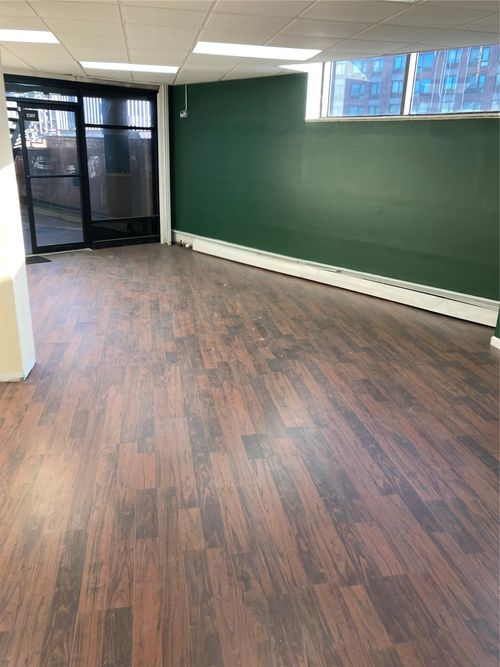 92 Queens Blvd, Rego Park, NY, 11374 | Card Image