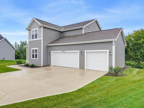 N56W24051 Daisy Court, Sussex, WI, 53089 | Card Image