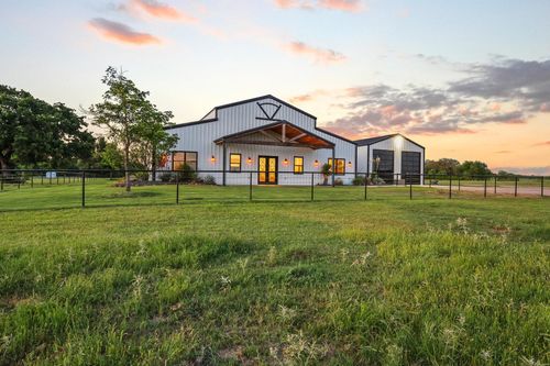 435 Timber Ridge Lake Rd, Graham, TX, 76450-1433 | Card Image