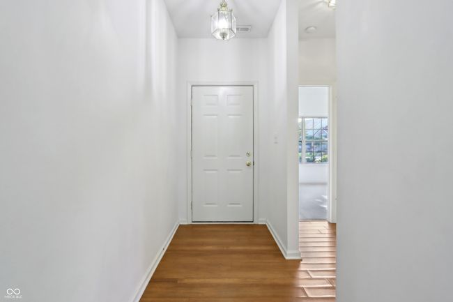 Living Room | Image 4