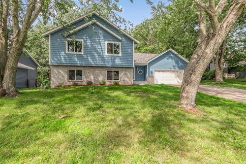 1107 10th Ave N, Sauk Rapids, MN, 56379-2457 | Card Image