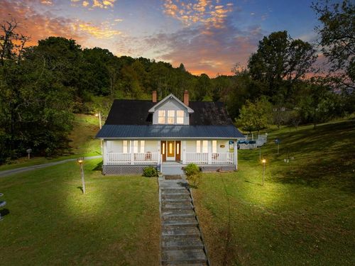 3809 Blue Grass Trl, Saltville, VA, 24370-4087 | Card Image