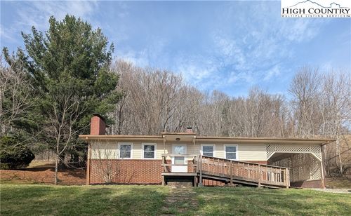 111 Dove Rd, Sparta, NC, 28675-8436 | Card Image
