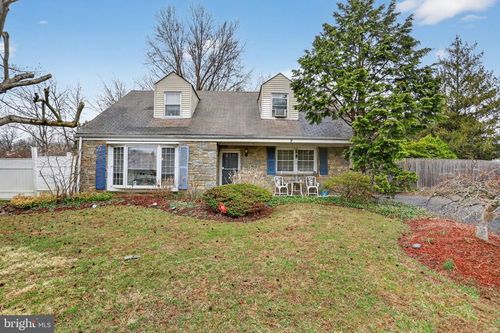 3272 Philmont Ave, HUNTINGDON VALLEY, PA, 19006-4239 | Card Image