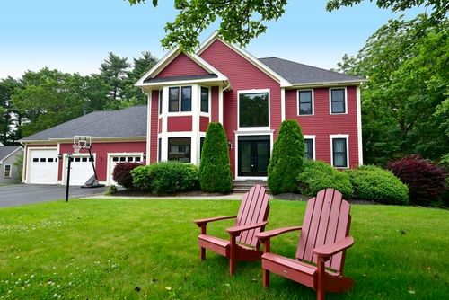 21 Hunt Dr, Stoughton, MA, 02072-3184 | Card Image