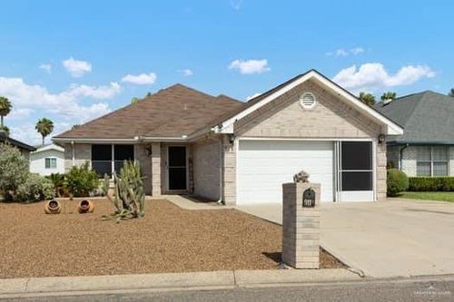 911 Lake View Dr, Mission, TX, 78572-7719 | Card Image