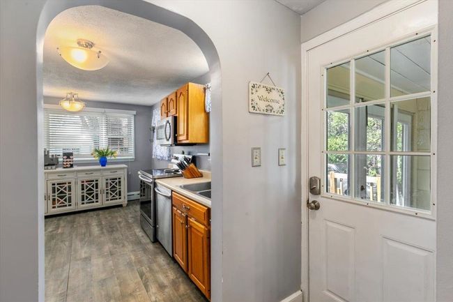 147 W Haven Rd, House other with 3 bedrooms, 2 bathrooms and null parking in Manchester NH | Image 13