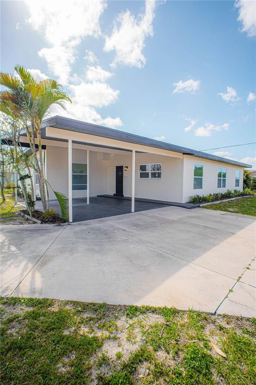 2144 Harbor Blvd, PORT CHARLOTTE, FL, 33952-4271 | Card Image