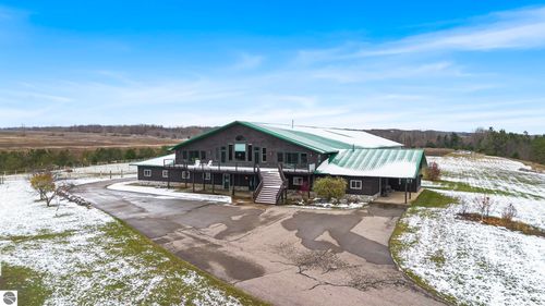 130 S Peninsula Rd, East Jordan, MI, 49727-9437 | Card Image