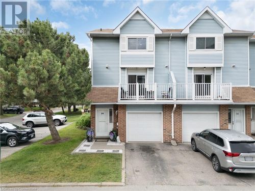 24-131 Traynor Ave, Kitchener, ON, N2C2M8 | Card Image