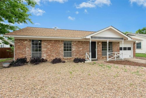 7000 Miranda Dr, Austin, TX, 78752-3122 | Card Image