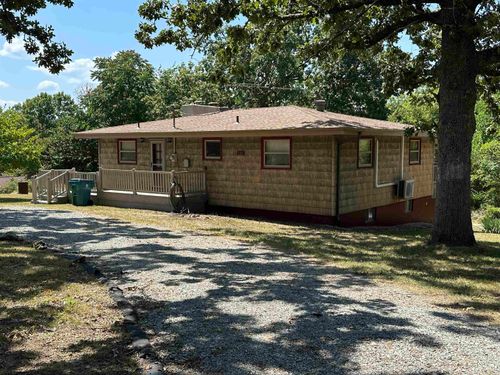 121 Lakeland Pt, Bull Shoals, AR, 72619-3817 | Card Image