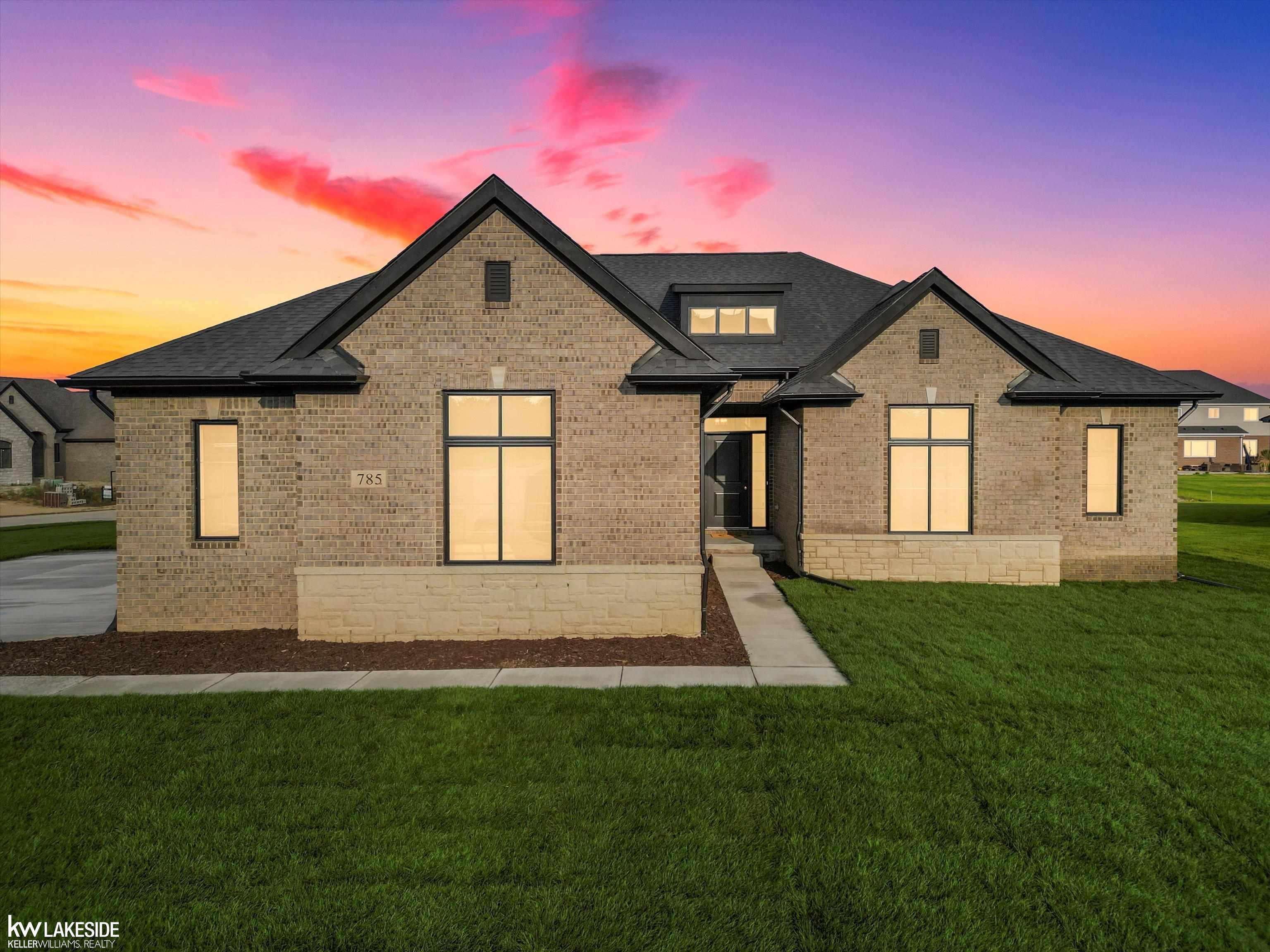 Marlayna Dr, Oxford, MI 48371
