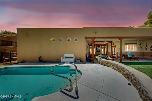 2807 Diamond Springs Dr, Las Cruces, NM, 88011-5224 | Card Image