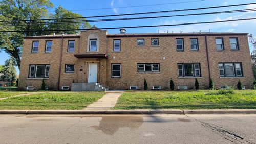 1-4000 Forest Ave, Brookfield, IL, 60513-2124 | Card Image