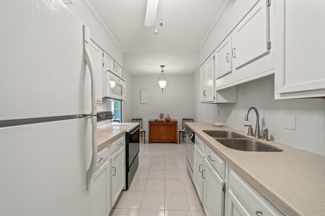 APT-507 - 3080 Walnut Grove Rd, Condo with 2 bedrooms, 2 bathrooms and null parking in Memphis TN | Image 16