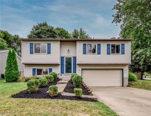 5817 Fenwood Ct, Mentor-on-the-Lake, OH, 44060-2861 | Card Image
