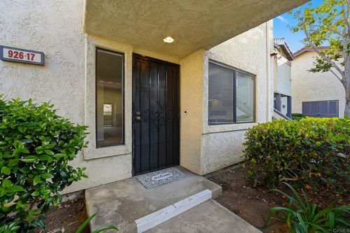 unit-17-926 Lupine Hills Dr, Vista, CA, 92081-5356 | Card Image