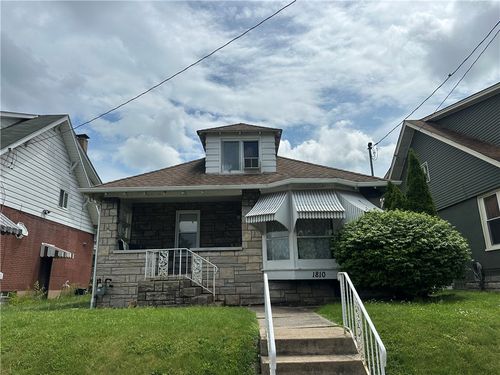 1810 Ridge Ave, Arnold, PA, 15068-4040 | Card Image