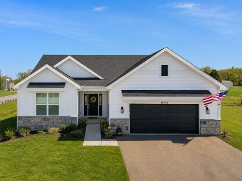 10002 Woodland Dr, Hebron, IL, 60034-9200 | Card Image