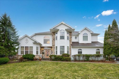 11 Island Trail, Brookhaven, NY, 11766 | Card Image